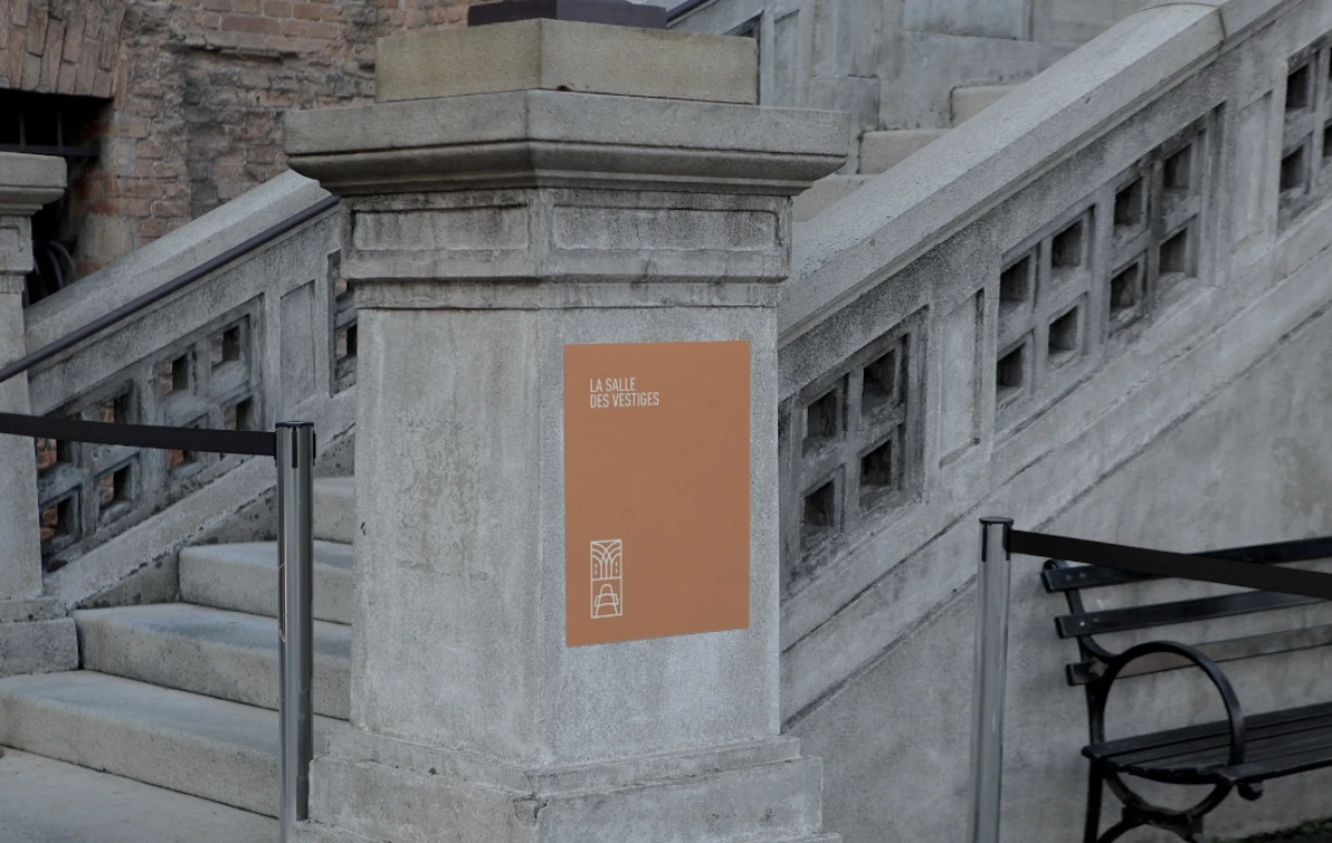 Mise en situation du logo et identité visuelle cap sur le patrimoine