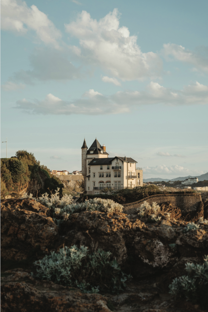 Credit photo Mathilde Languevin unsplash villa belza biarritz
