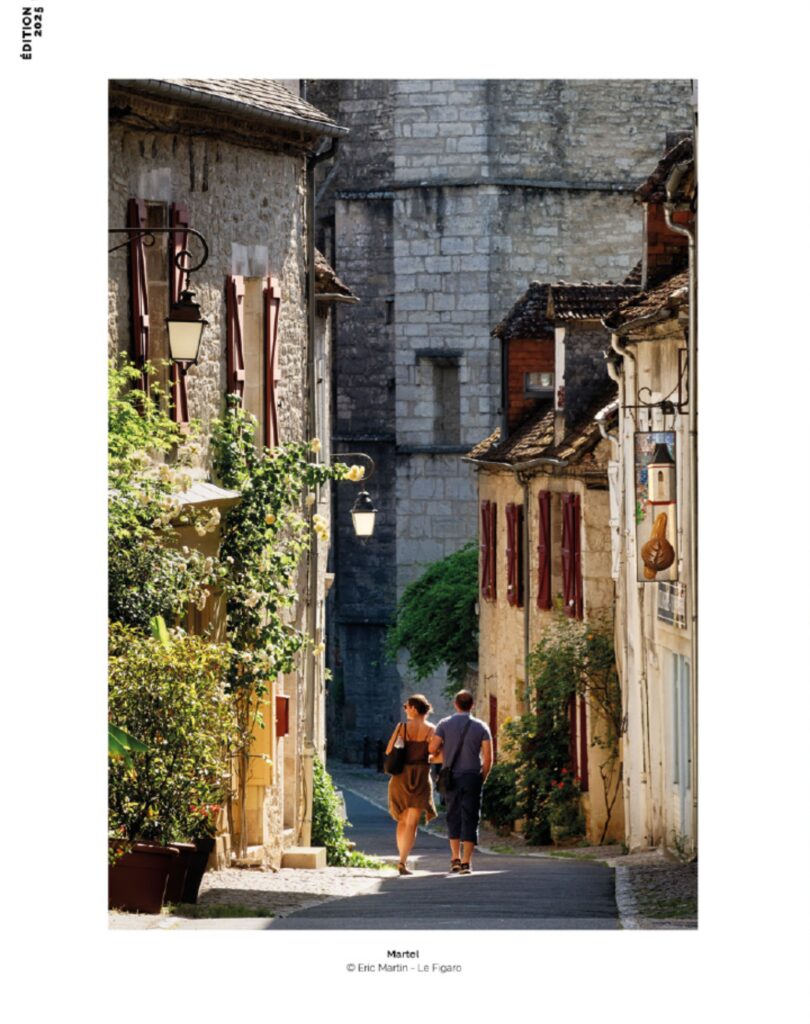 creation magazine touristique vallée de la dordogne par agence ho5